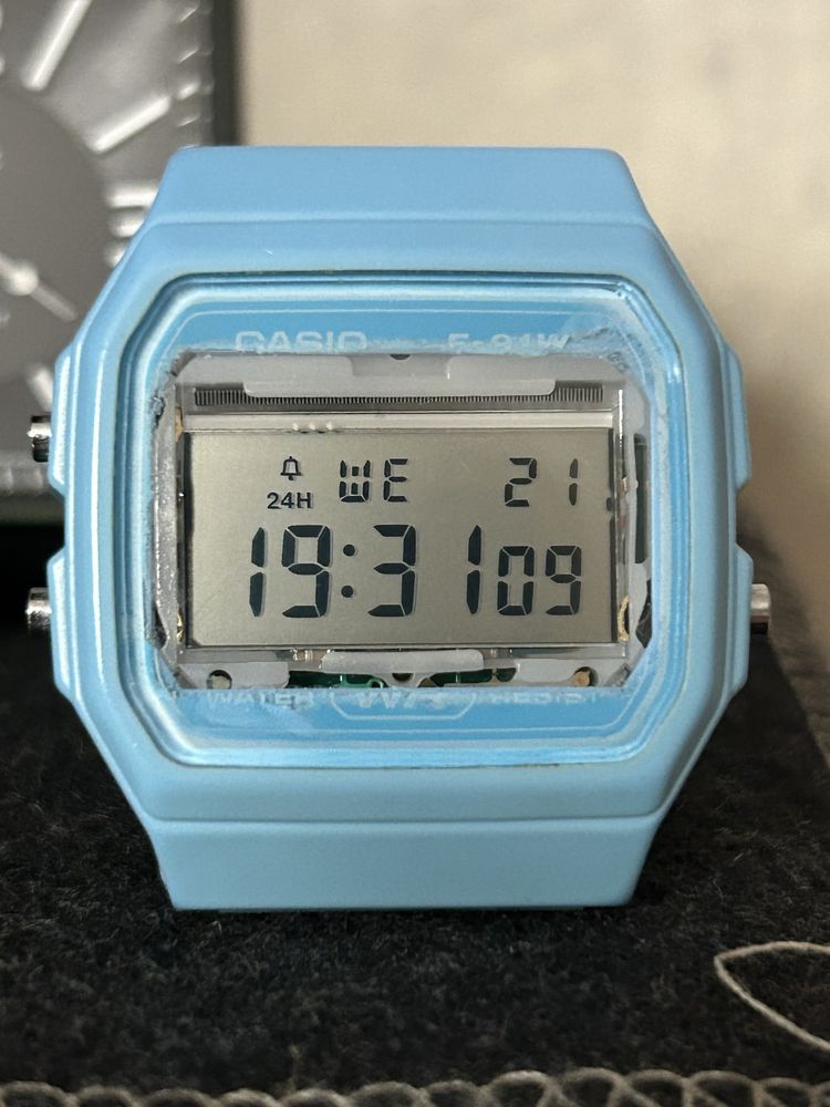 Casio DW 5600 E Q&Q годинник на руку