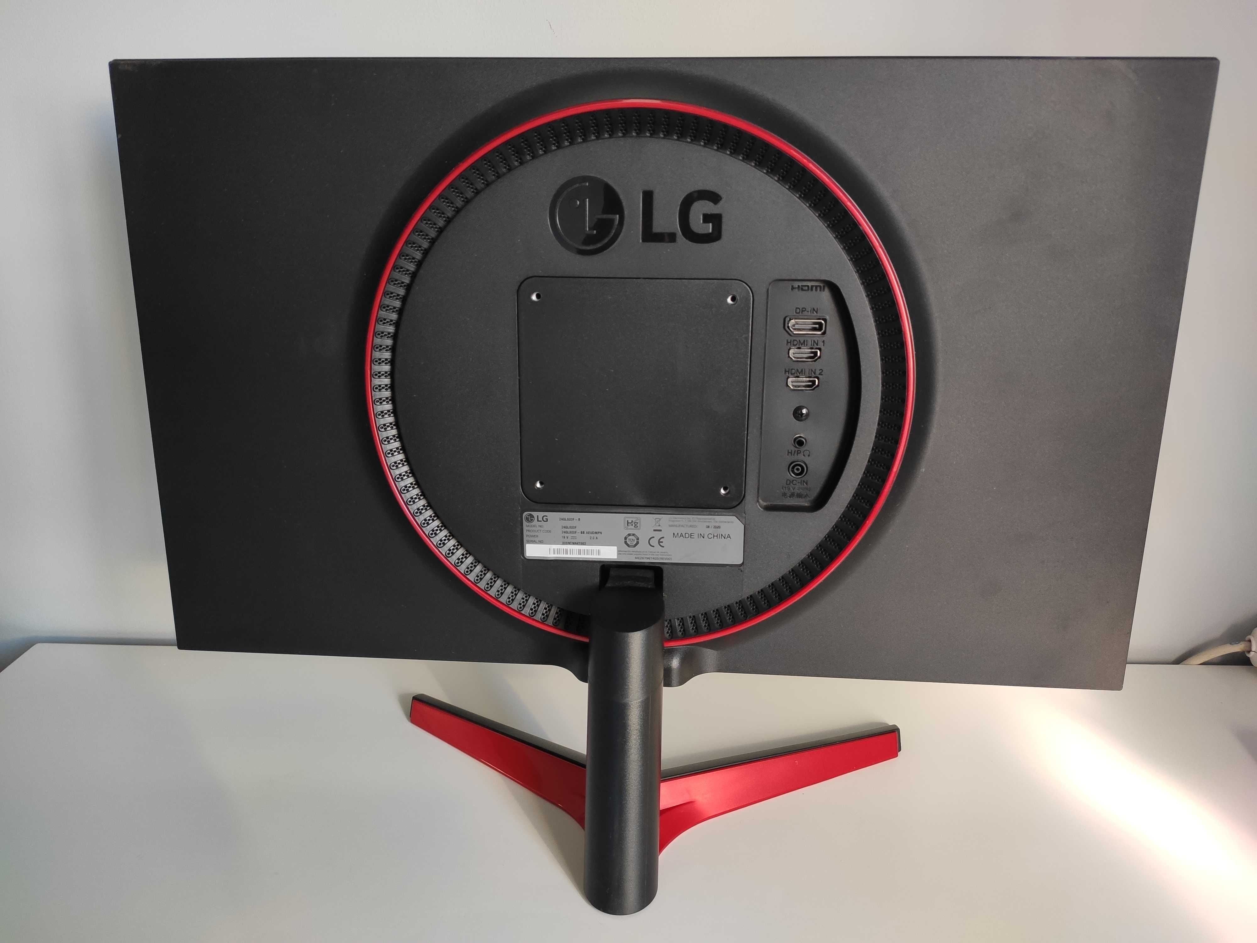 Monitor Gaming LG 24GL600F-B (24'' - 1 ms - 144 Hz - FreeSync)