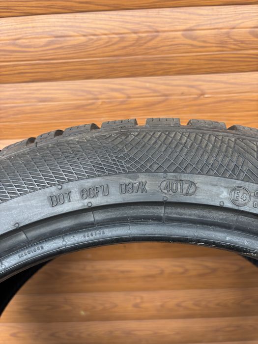235/45/18 Continental 4 opony zimowe 8.56mm