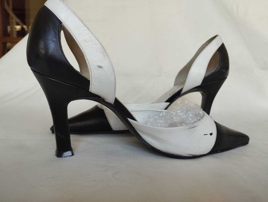 Sapatos de salto haity