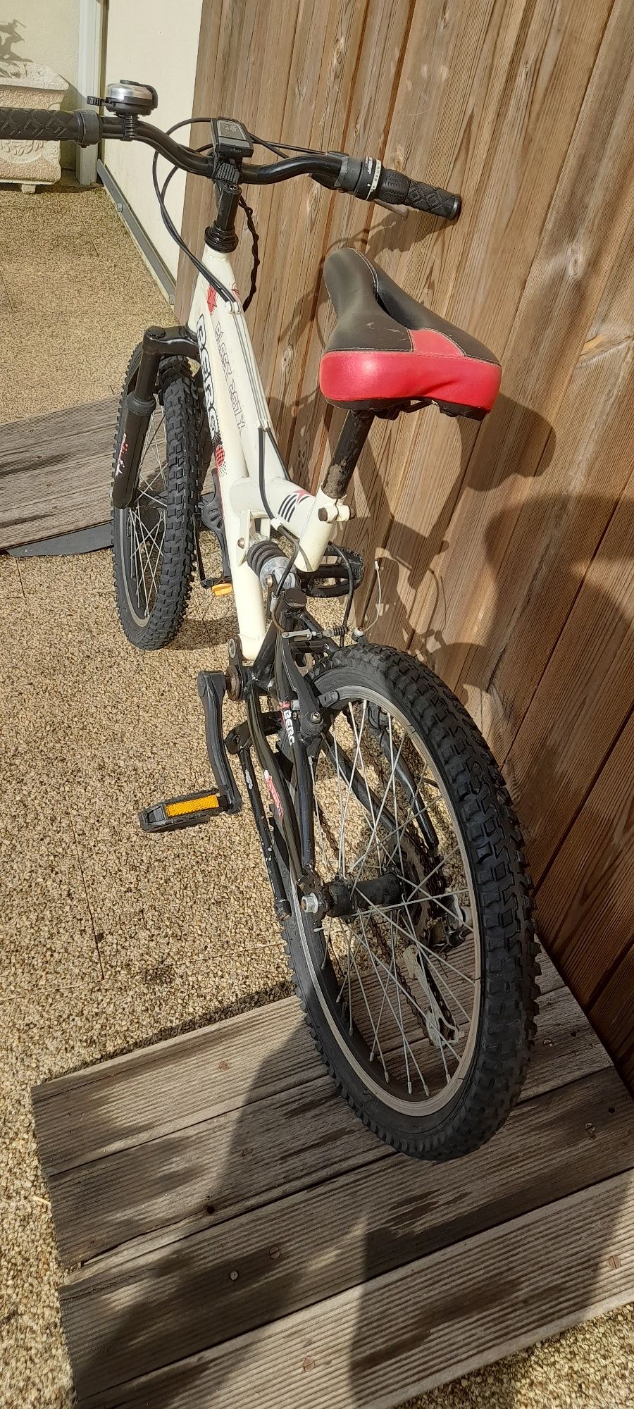 Bicicleta dupla suspensão roda 20