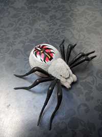 Zabawka interaktywna pająk