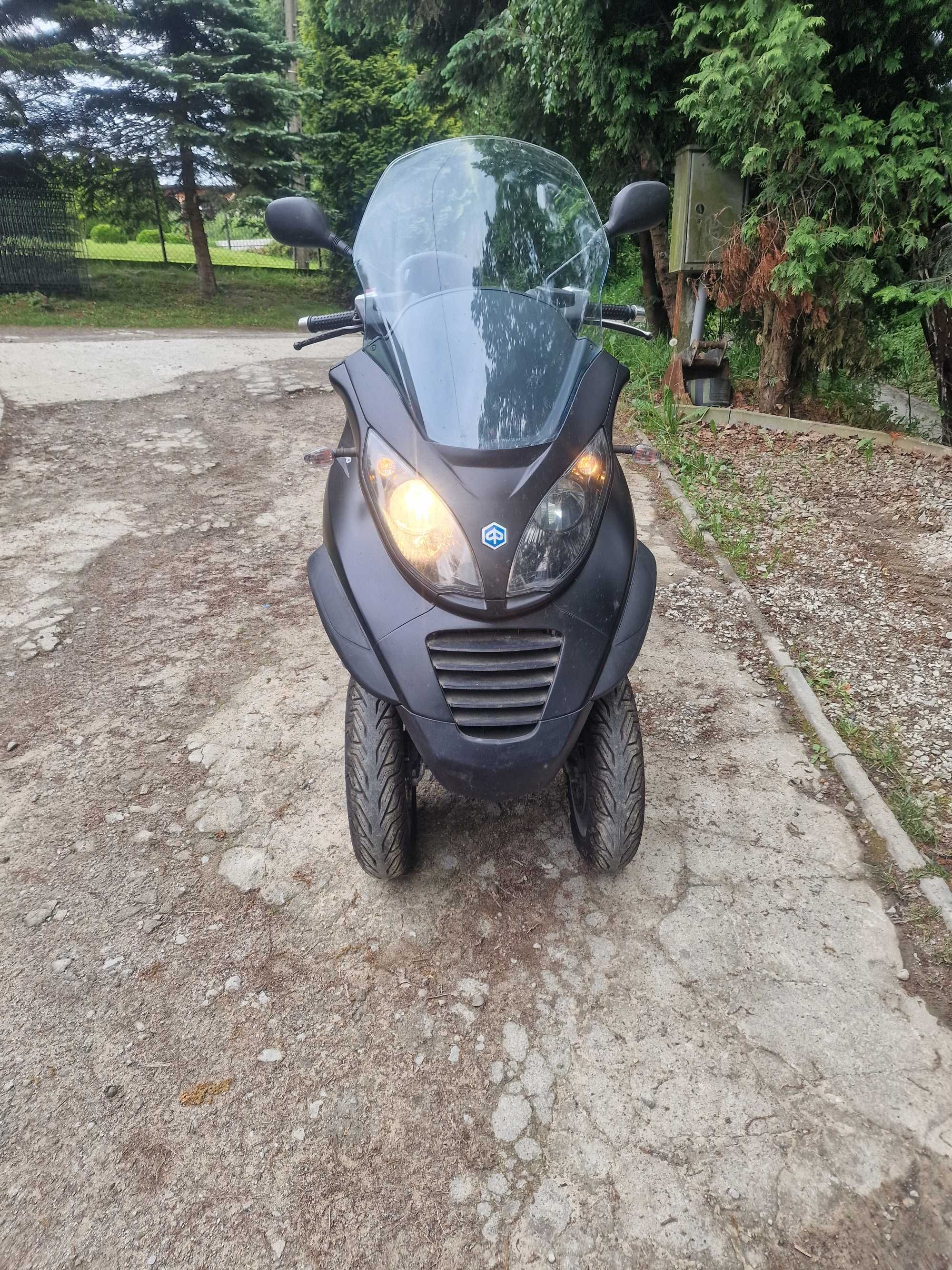 PIAGGIO MP3 400 LT na kat B