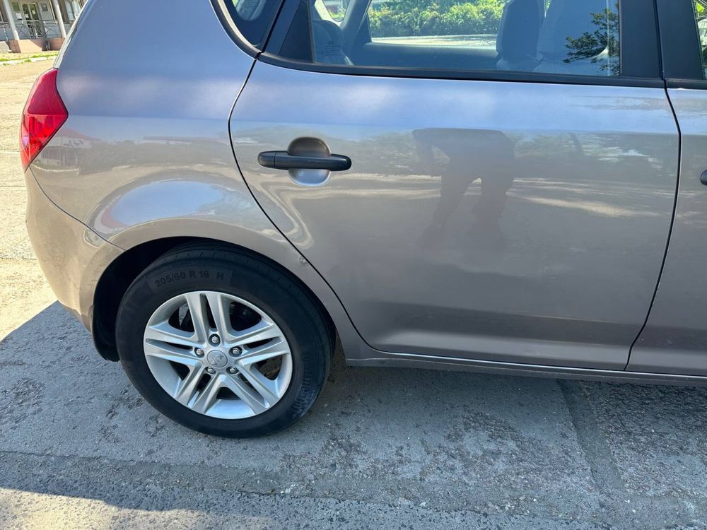 Продам свою KIA CEED