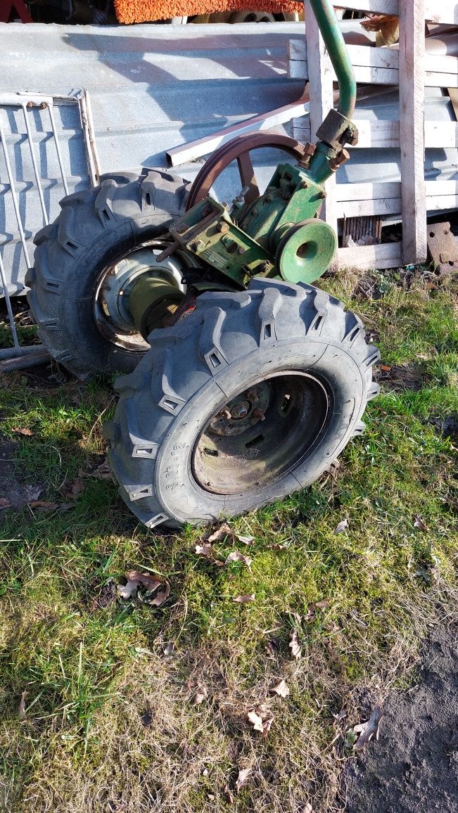 Traktorek dwukołowy dzik fm70