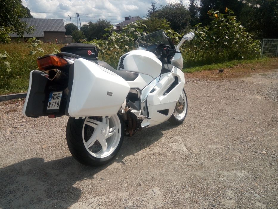 Aprilia RST 1000 Futura,Rsv, Caponord, Falco, Tuono, Zamiana