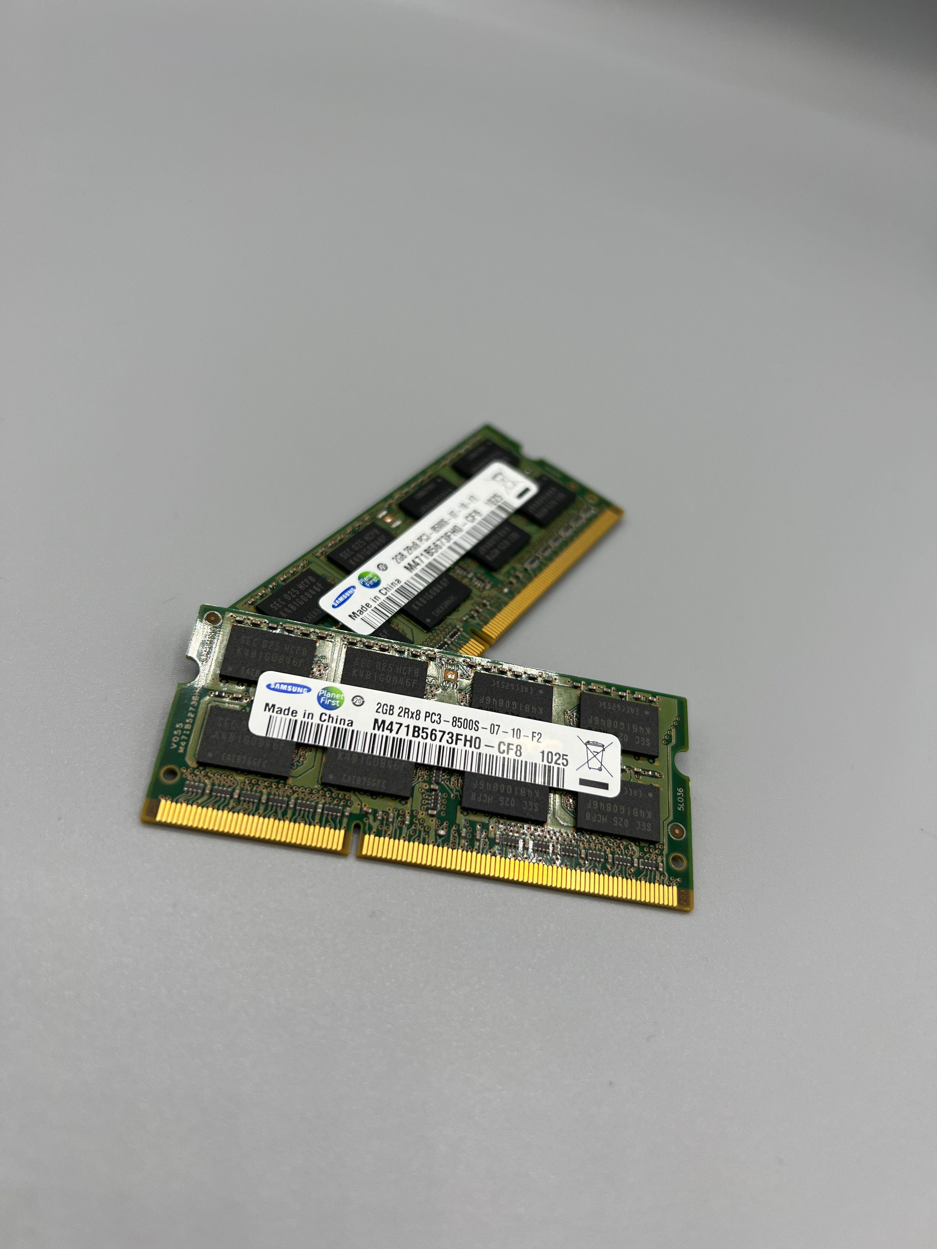 Memória RAM Samsung: 4Gb (2 x 2GB)