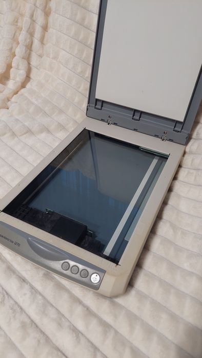 Сканер Epson Perfection 1270