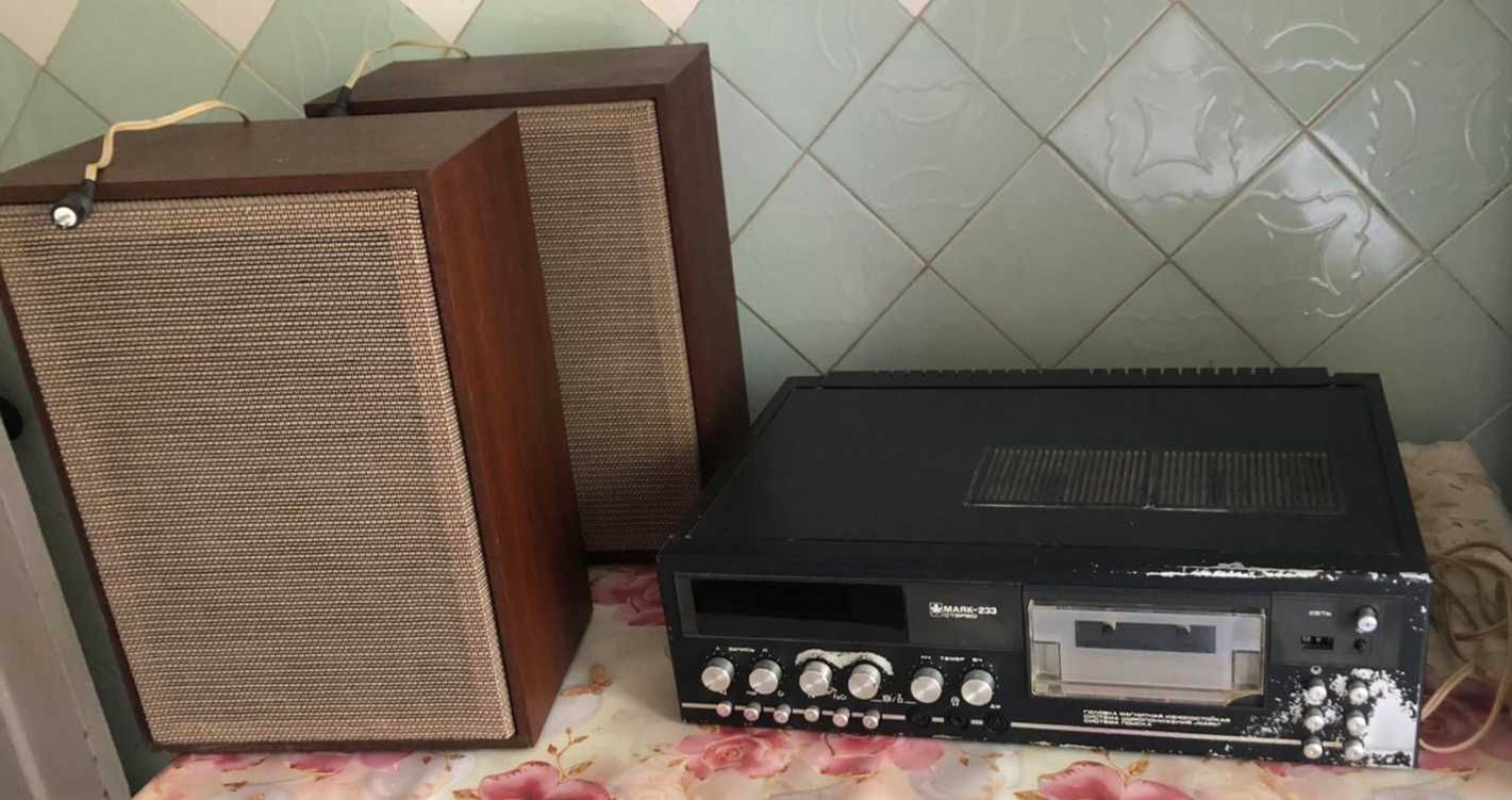 Продам магнітофон касетний «Маяк-233» з колонками б/у