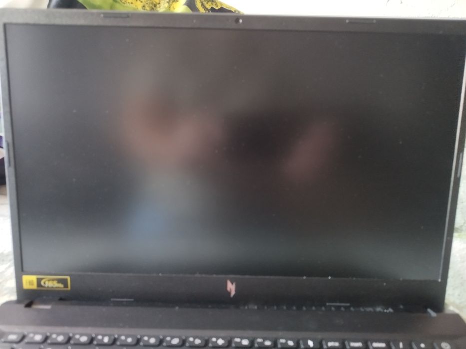 Laptop Acer Nitro V15 i9 / RTX 4060 / 32GB RAM / 1TB SSD / 165Hz