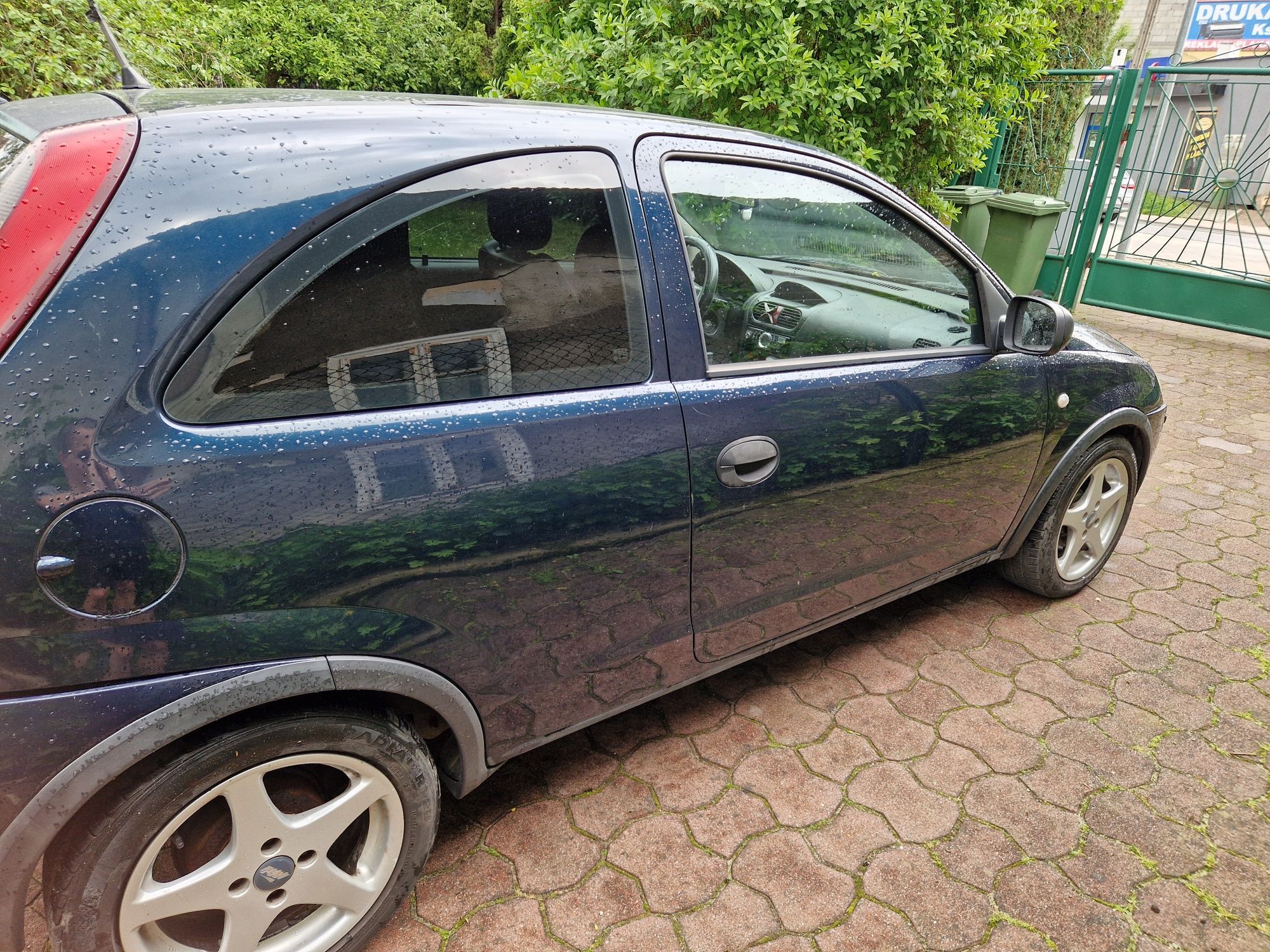 Opel Corsa 1.3tdci 2005r