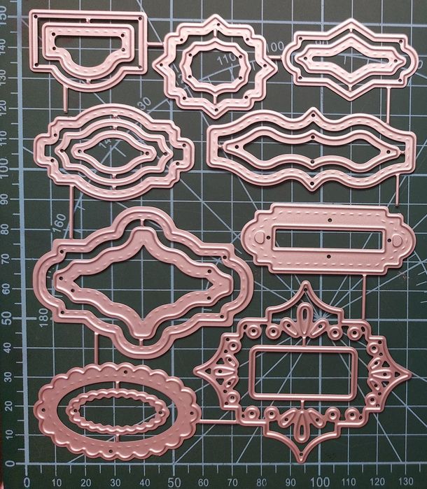 569. Wykrojniki ramki na napisy scrapbooking