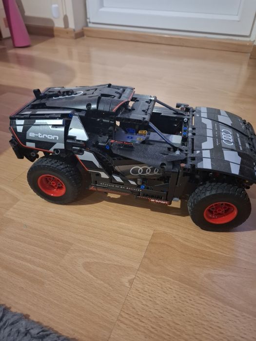 Samochód audi lego technics