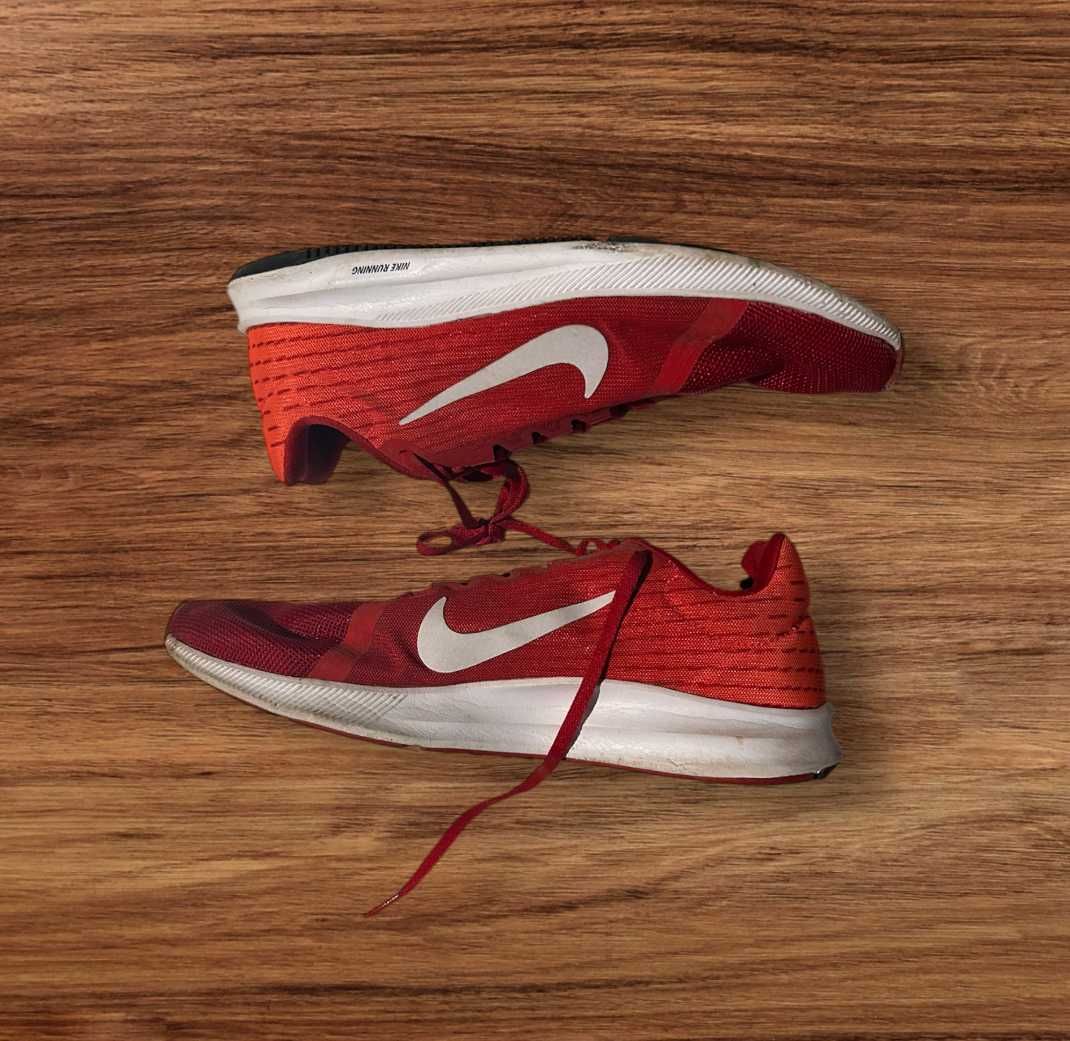 Nike Downshifter 8