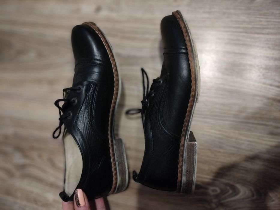 Pantofle skórzane 38-39