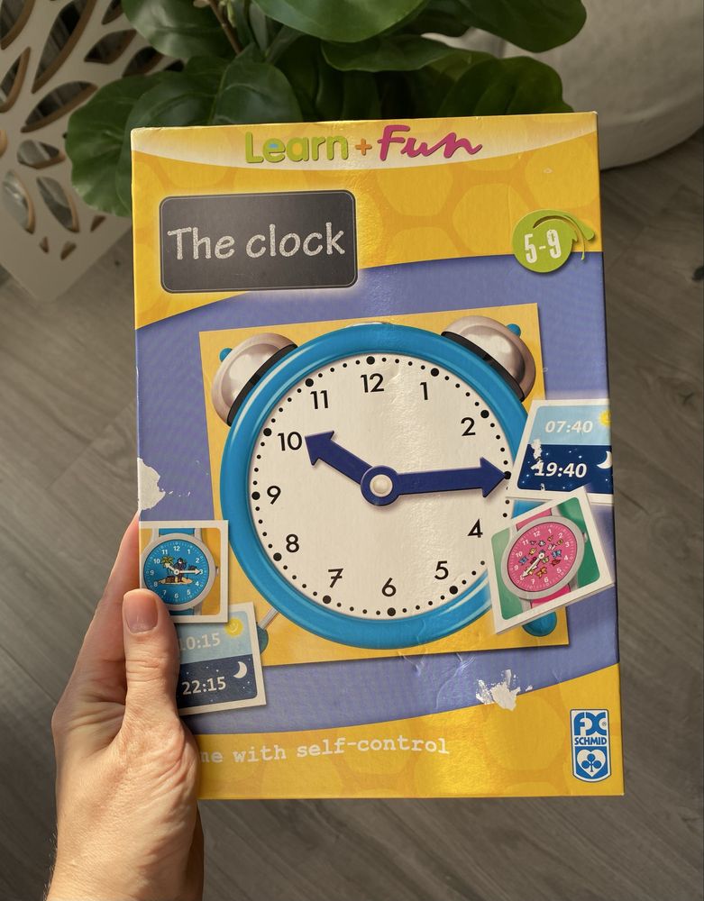 Gra planszowa „The clock”