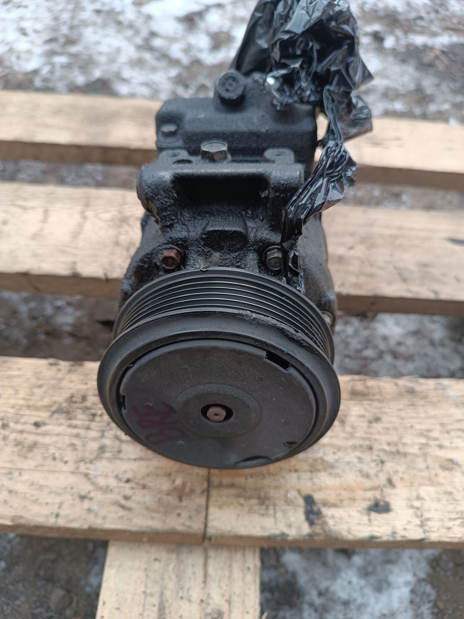 Sprężarka klimatyzacji audi A6 C6 2.0tdi 16v 140km 4f0,260,805t