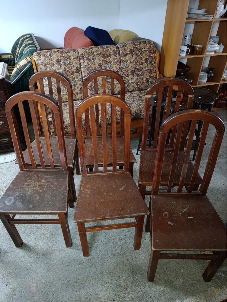 Conjunto de mesa com cadeiras
