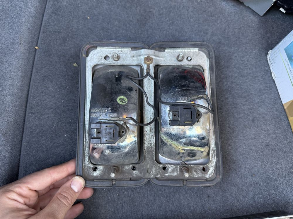 Lampa fiat 125p autobus lewa