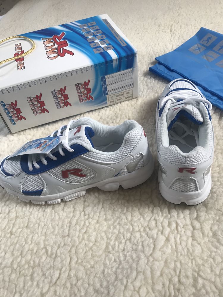 NOWE białe buty sportowe do biegania trampki adidasy niebieskie 39