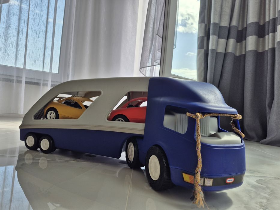 Автовоз Big Car Carrier Little Tikes
