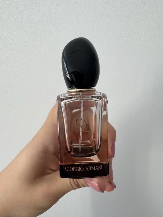 Flakon po perfumie Giorgio Armani 30 ml