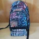 Mochila Escolar Deeply com bolsa térmica à frente (lancheira) + Estojo