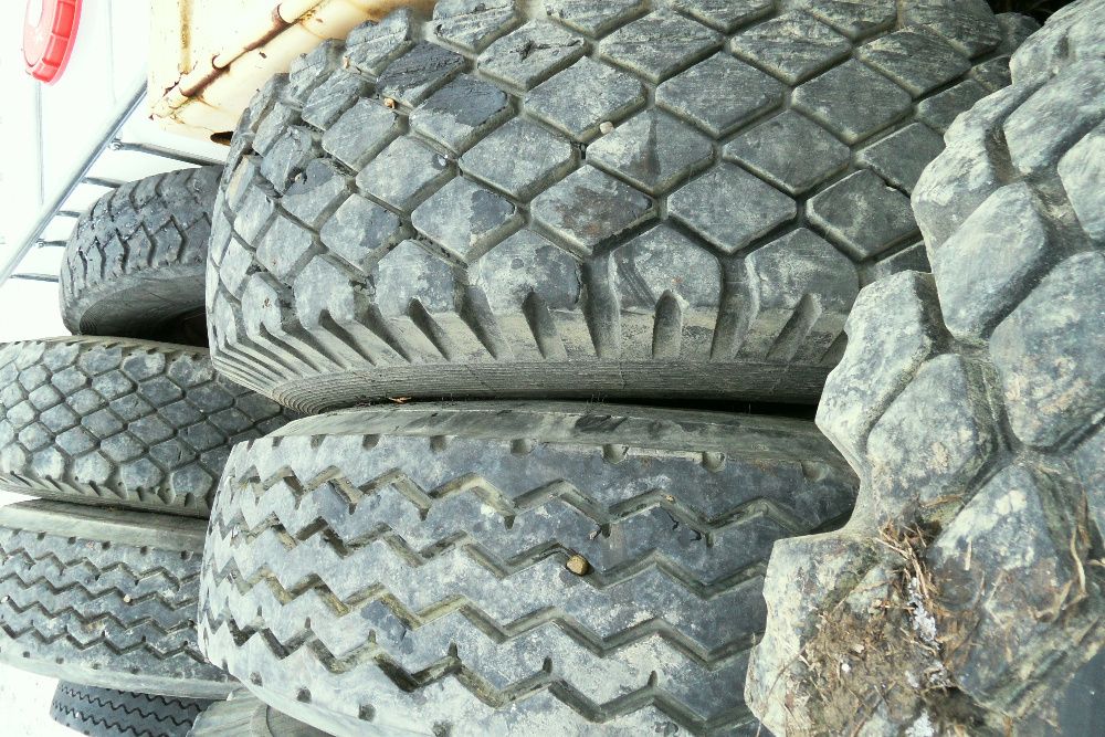 Opona 12.00-20 12.00x20 kostka 10.00-20 Kraz Maz Ził 131 Star 266 -244