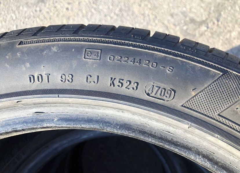 17 225 45 Pirelli Zero Rosso 91Y