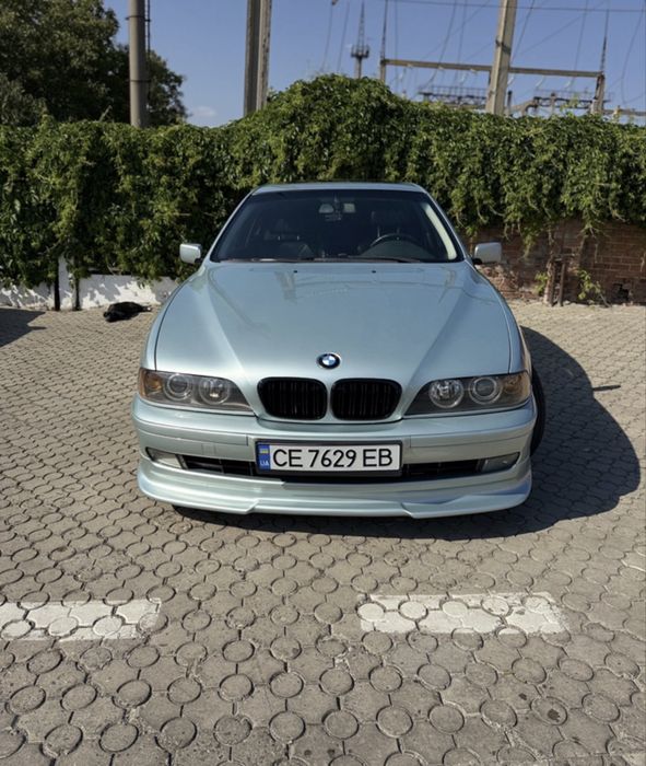 BMW E39, газ/бенз, ГБО 4, автомат, мультимедіа, дуже гарний стан.