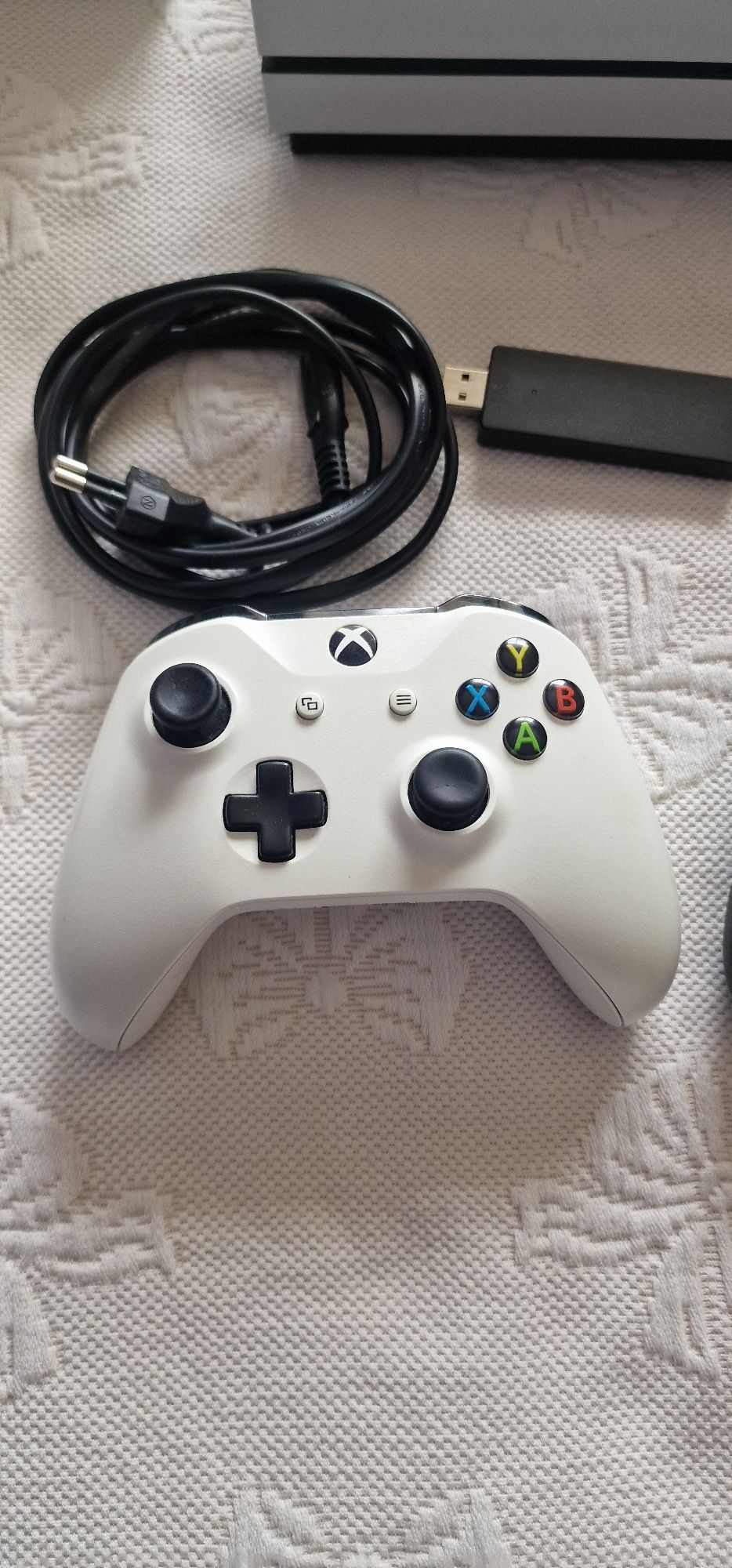 Xbox one S 1TB 2 comandos