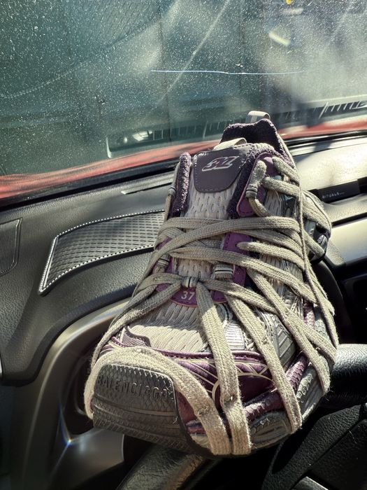 Новый 37 модные кроссовк. Balenciaga