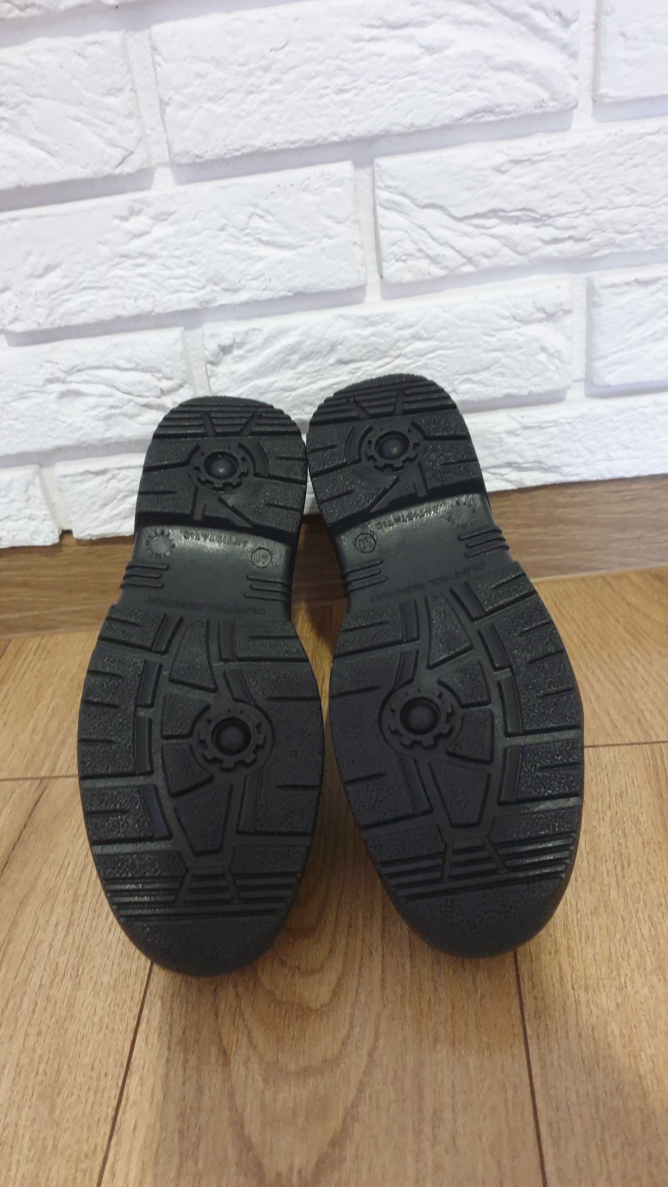 Buty robocze  z metalowym noskiem rozmiar 40