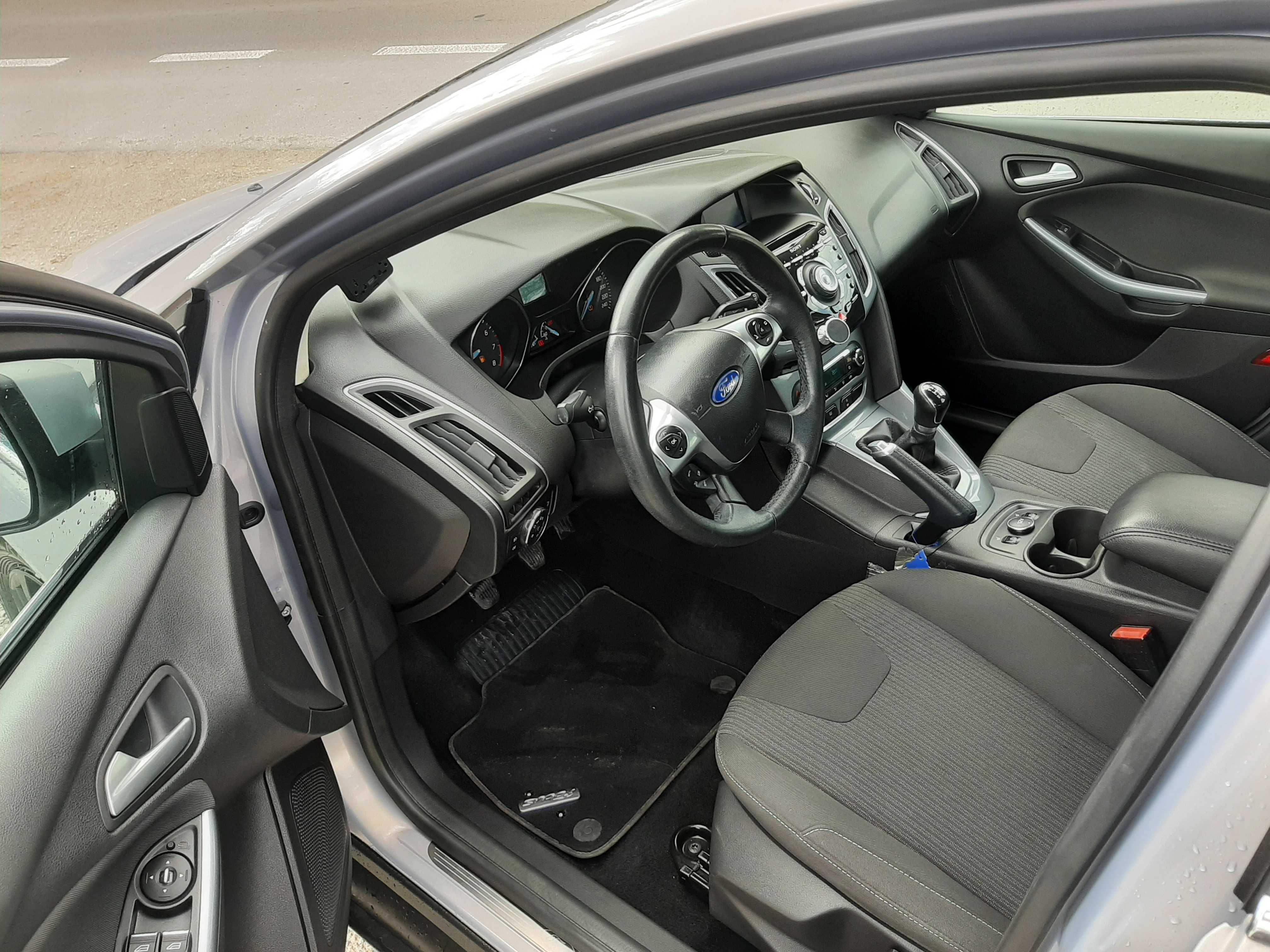 Ford Focus 1.0 120 tys km import z Niemiec