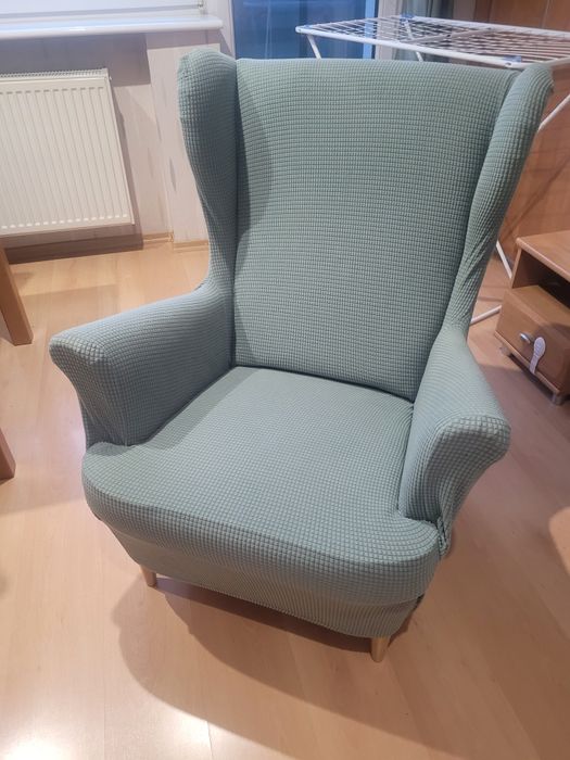 Fotel uszak zielony z podnóżkiem