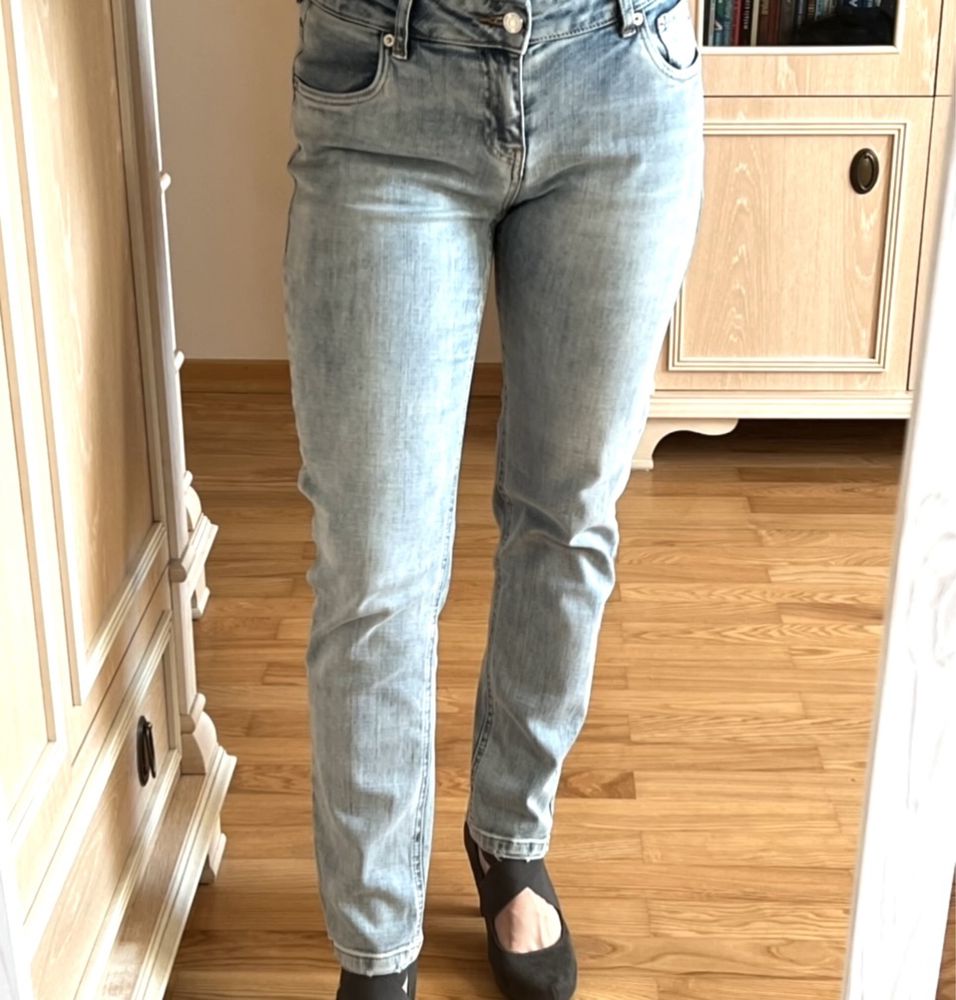 Spodnie jeansowe jeansy proste Dsquared2 oryginalne z nadrukiem nowe