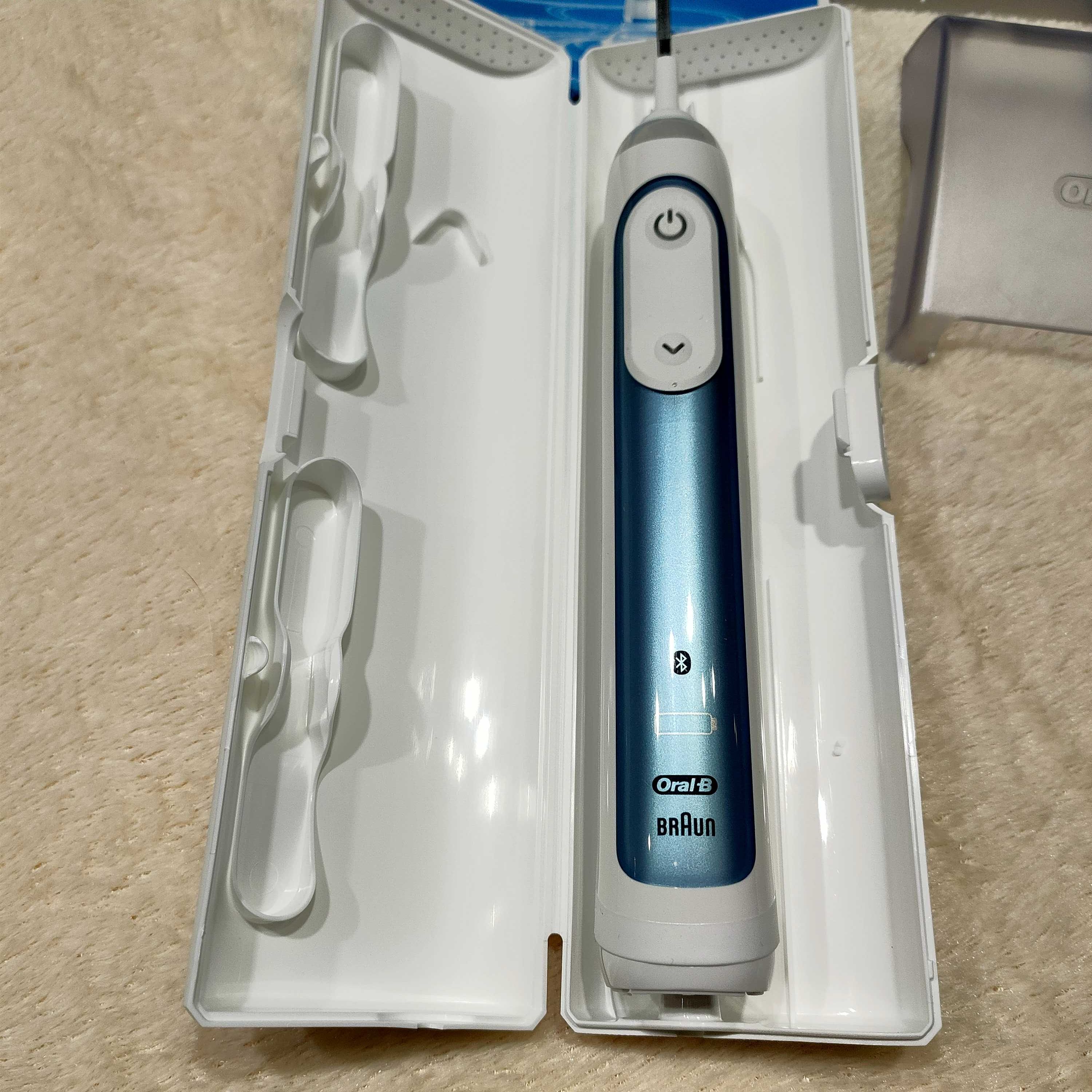 Elektryczna szczoteczka do zębów Oral-B Smart 6000N