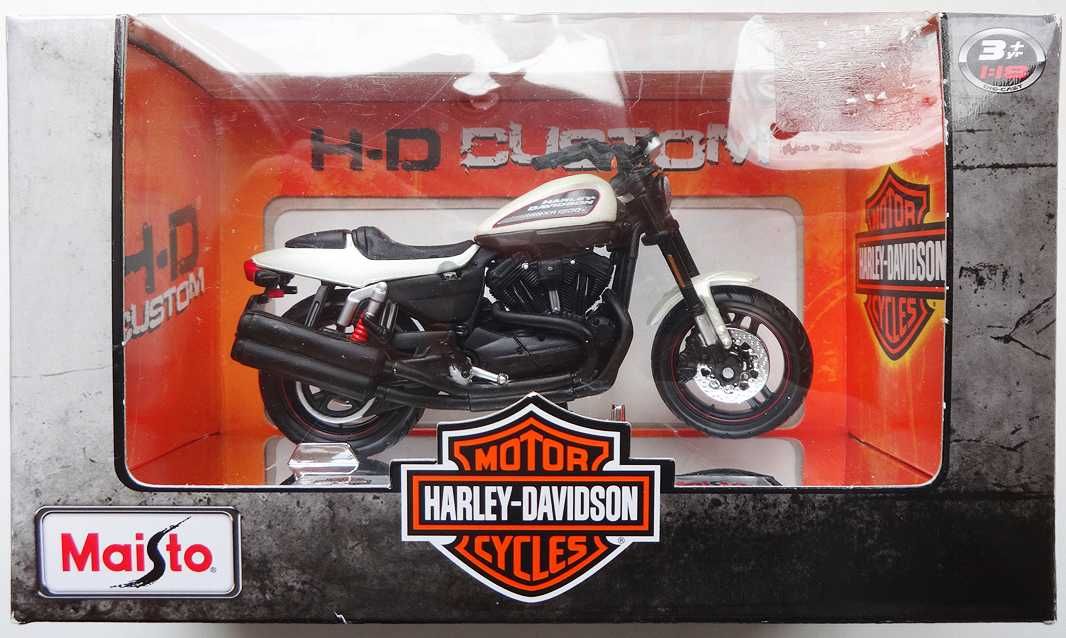 Модель мотоцикла Harley-Davidson 2011 XR1200X 1:18
