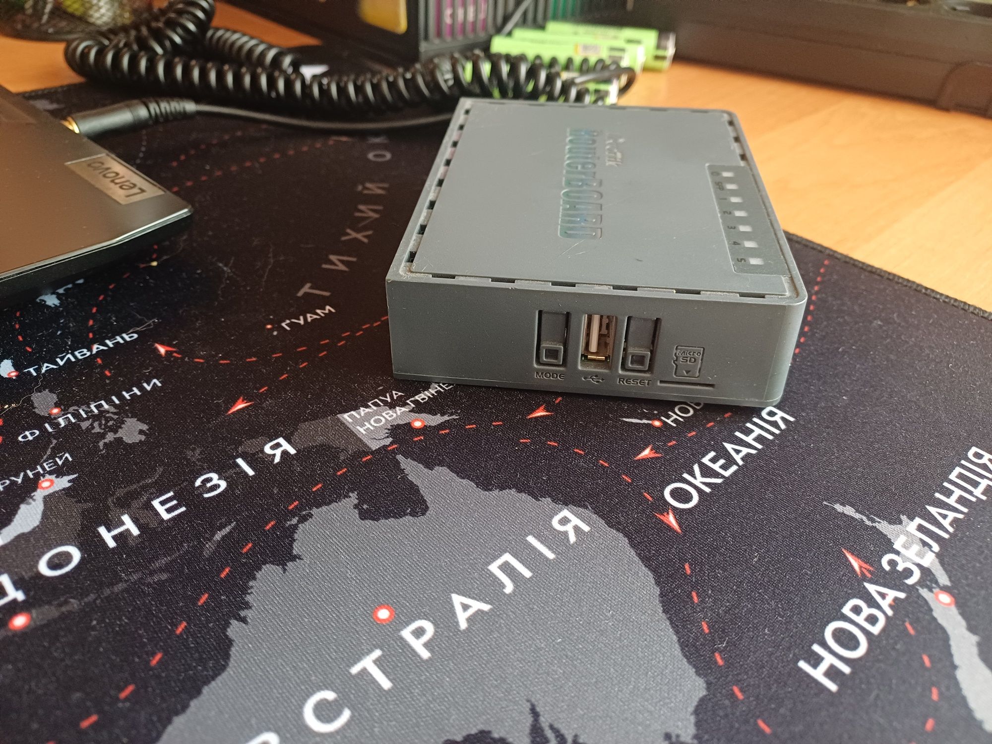 Маршрутизатор Mikrotik hEX