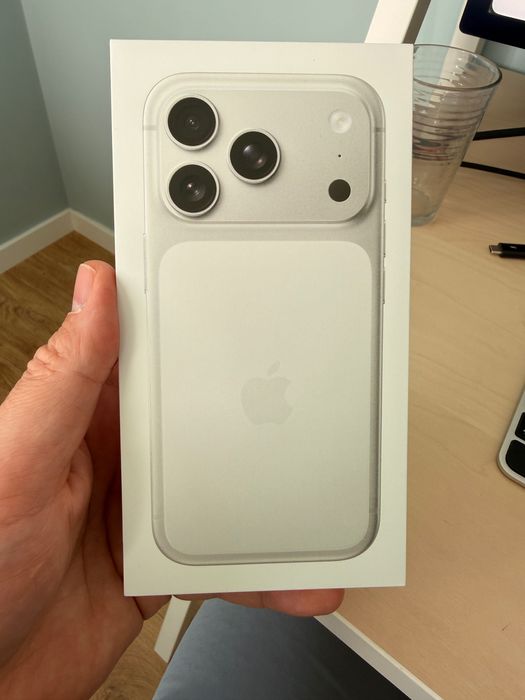 iPhone 17 Pro Silver – Novo na caixa