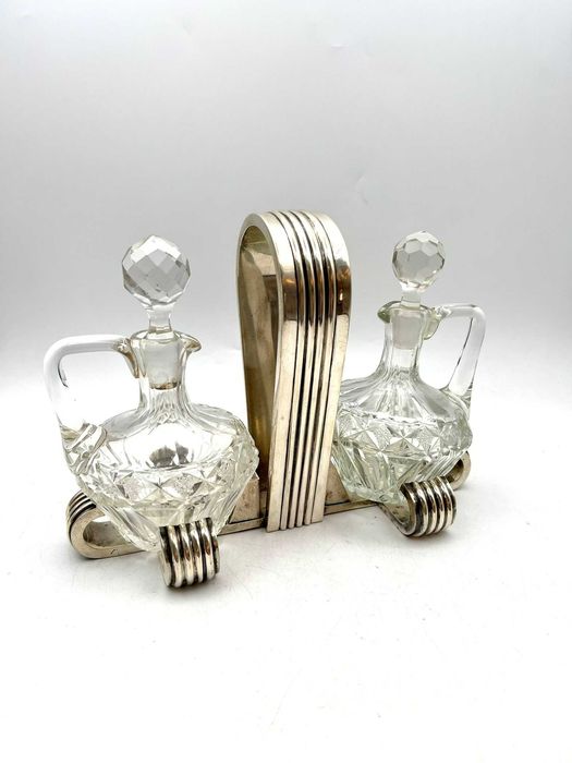 Estojo com Talheres de Servir em Prata