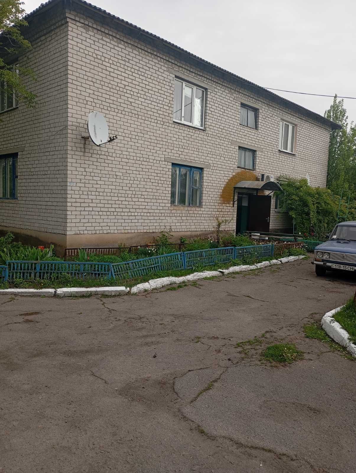 Квартира в центрі смт Нова Галещина