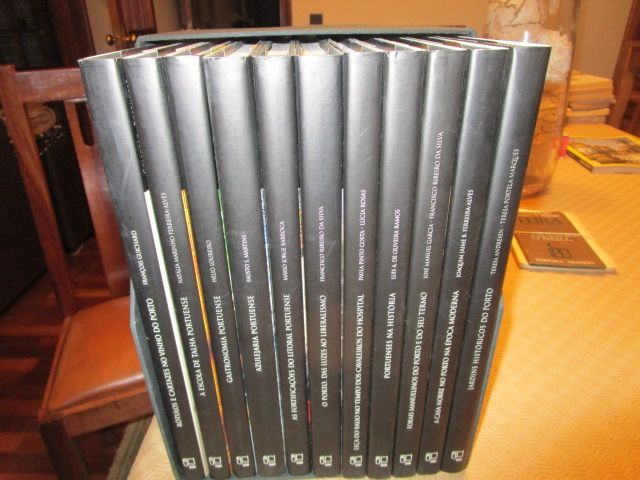 7221 Coleção Portucale 11 Volumes - Editor: INAPA