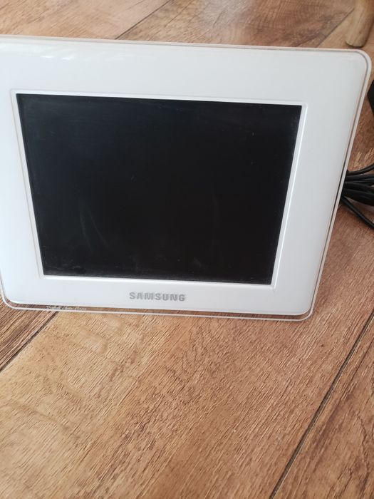 Продам цифровую фоторамку Samsung Digital photo frame