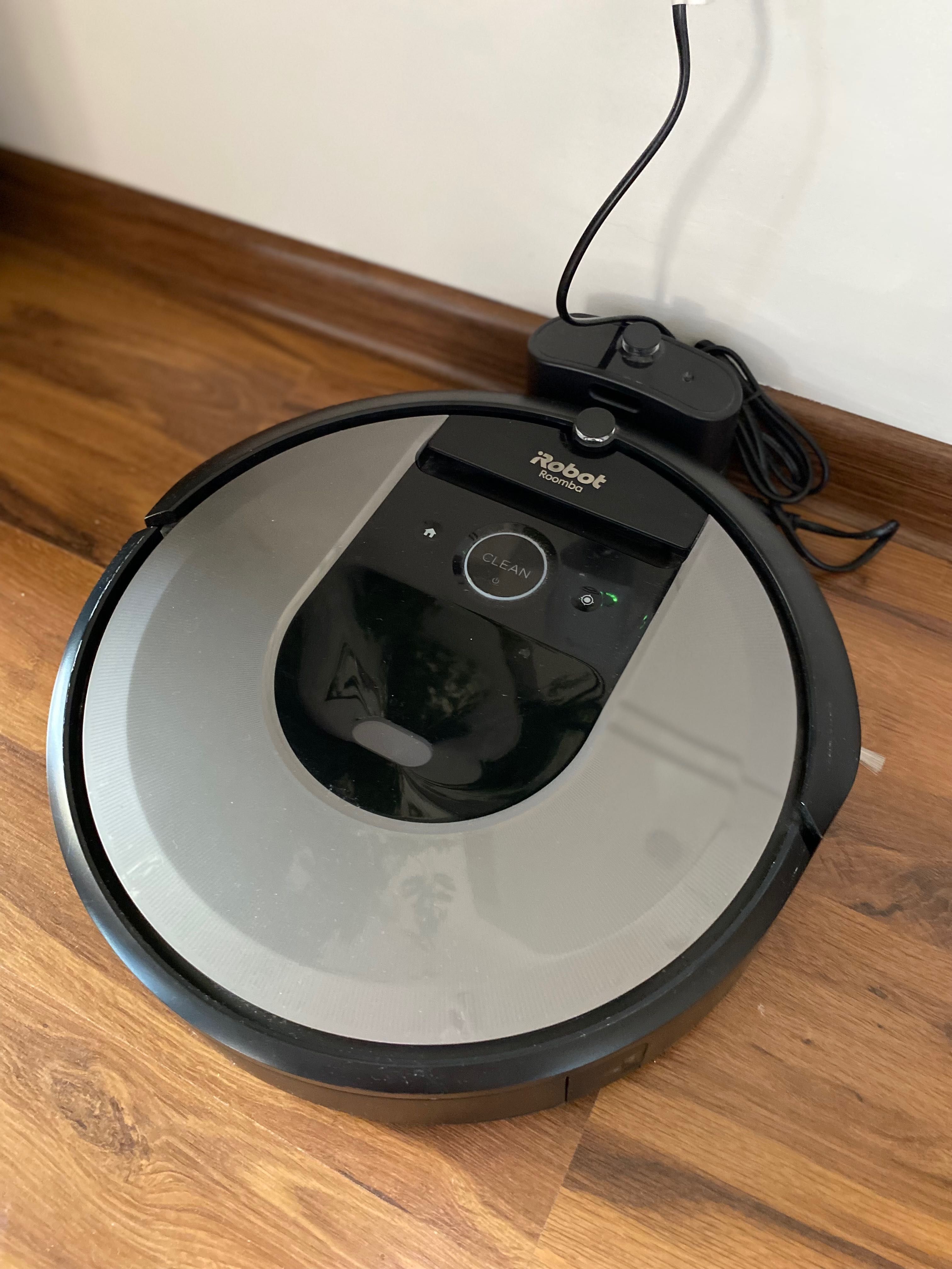 Robot odkurzający IRobot Roomba I7