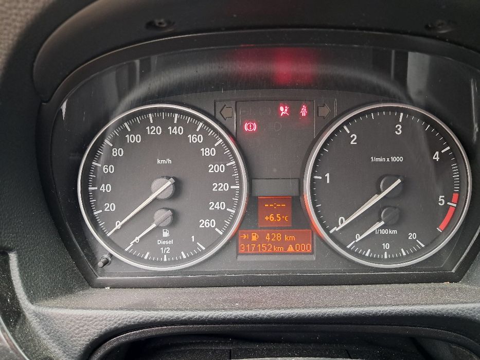BMW 320 D 140 km zadbana