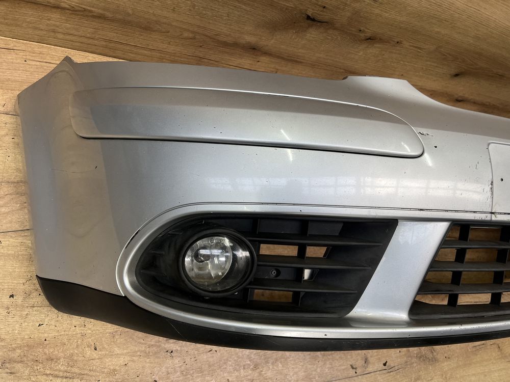 Zderzak przedni Golf 5 Plus kolor LA7W
