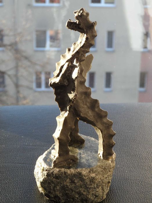 Figurka smoka wawelskiego