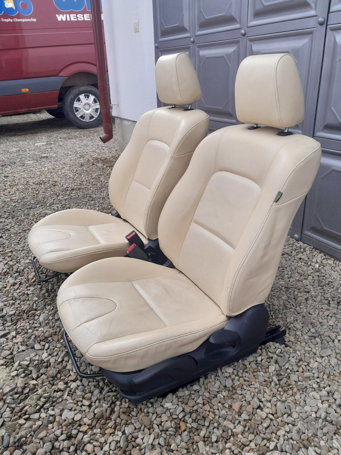 Шкіряні сидіння сідушки сидения Mazda 3 на ВАЗ