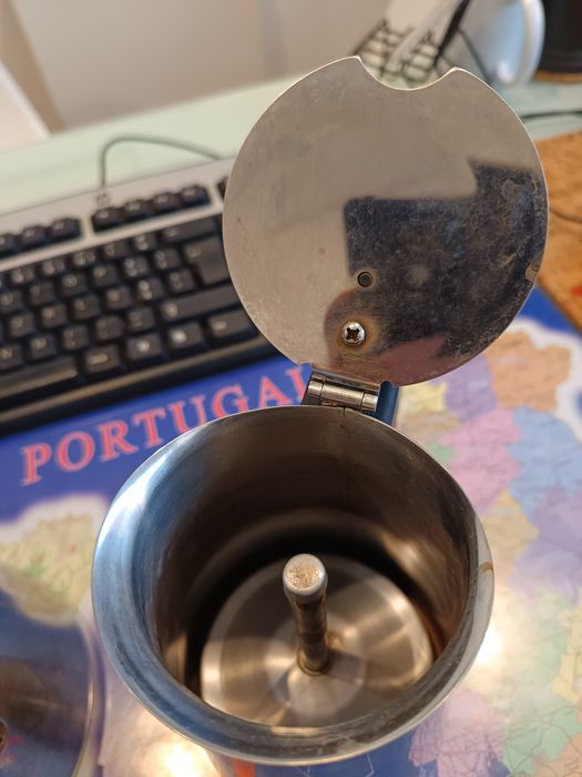 Cafeteira de aço inoxidável